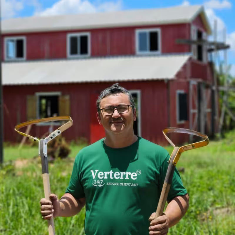 Azada de acero afilada de 30 cm